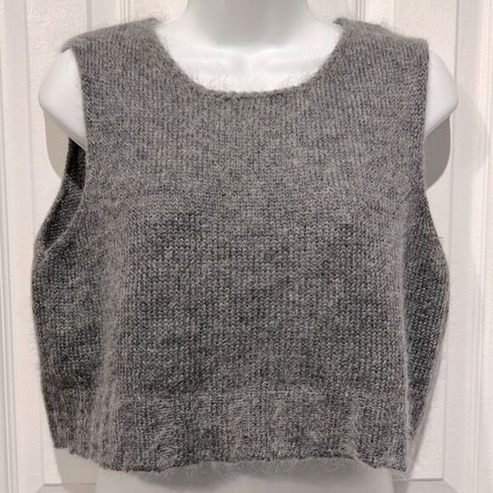 Grey Mohair Blend Boxy Cropped Italian Made Pullover Vest Size M